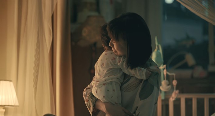 A child's waking up in the middle of the night can sometimes really make adults emotionally devastated