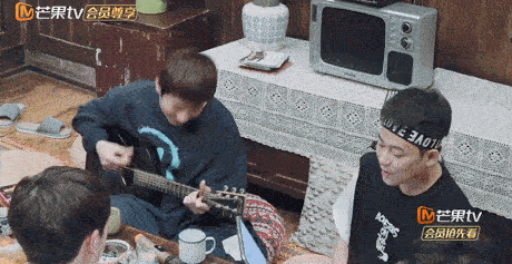 Everyone improvises and sings when they are slightly drunk