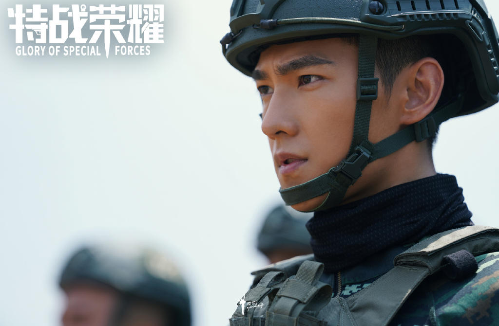 "Special War Glory" stills