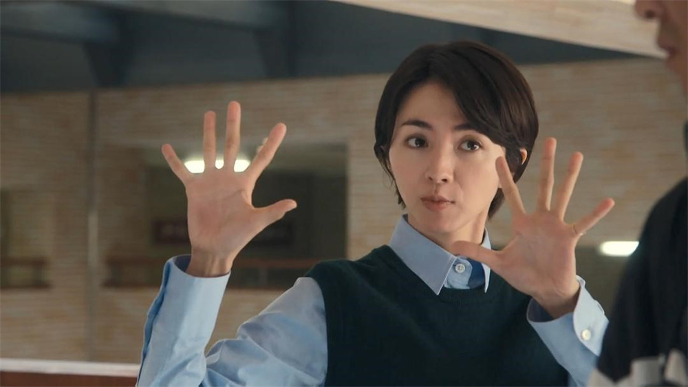 Mitsushima Hikaru as Orihara Aoi