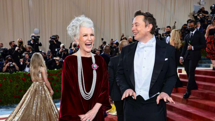Pretty Mom at MetGala