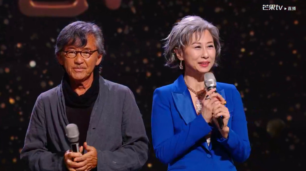 Lin Zixiang and Ye Qianwen for the platform of "Sounds Endless Hong Kong Music Season"