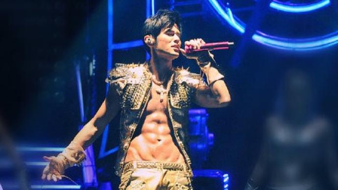 Jay Chou, who played the recording, knocked off the last threshold of the online concert