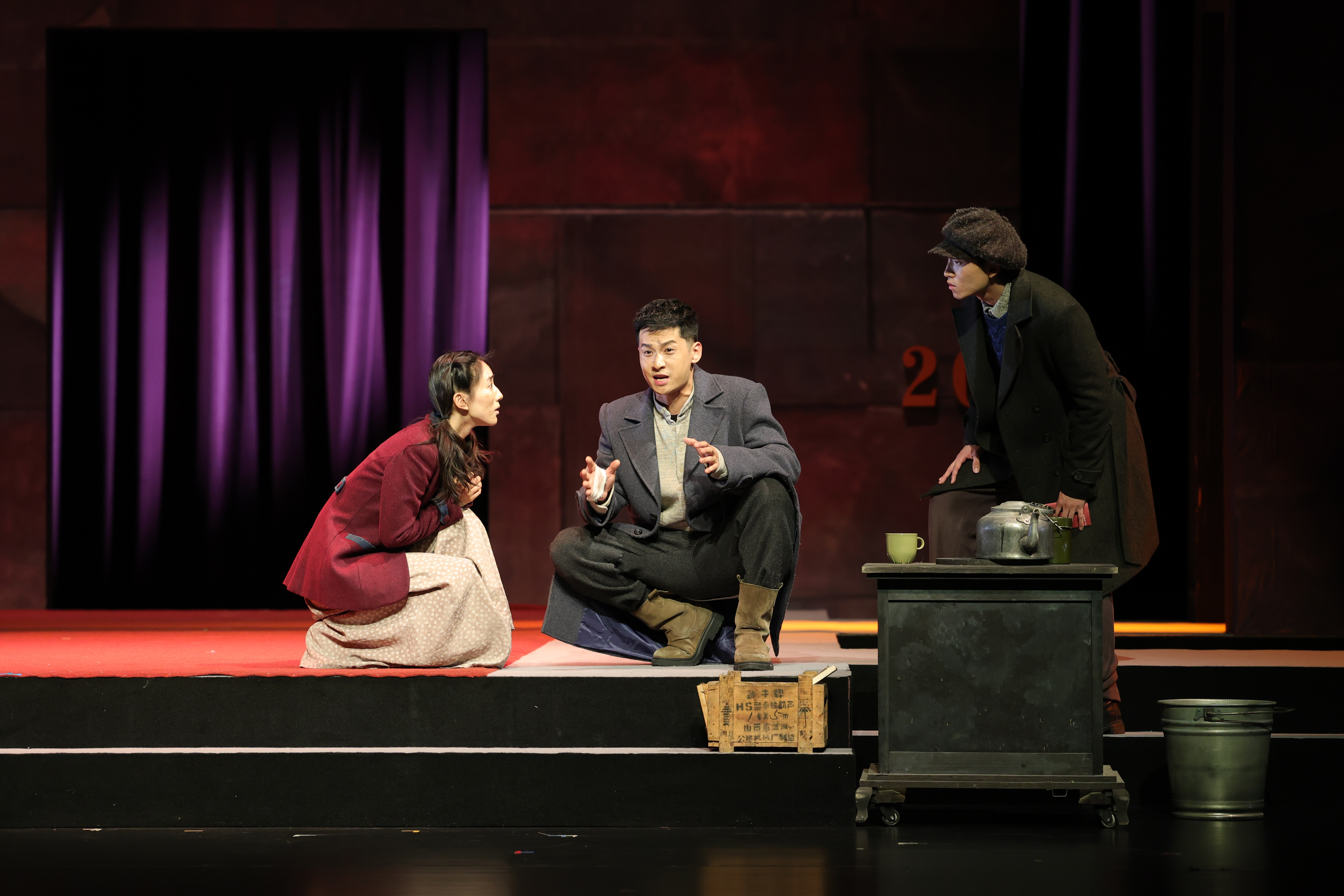 "My Poor Marat". Wang Jiajun (middle) who plays Marat, Chen Hongxu (left) who plays Rika, and Shi Yunpeng (right) who plays Leon are all actors born in the 1990s.