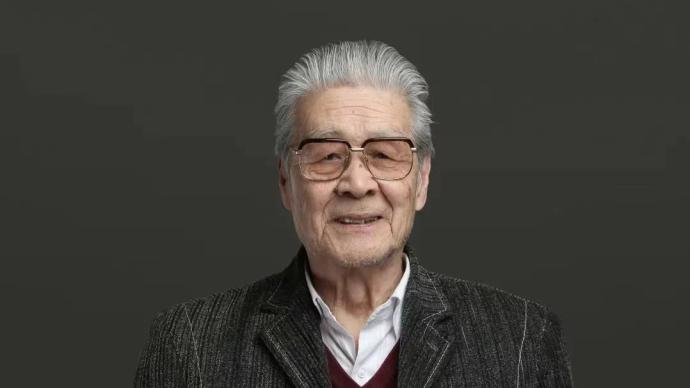Guangming Daily published an article to commemorate Lan Lanye: feel the professional significance of an actor from Lan Lanye