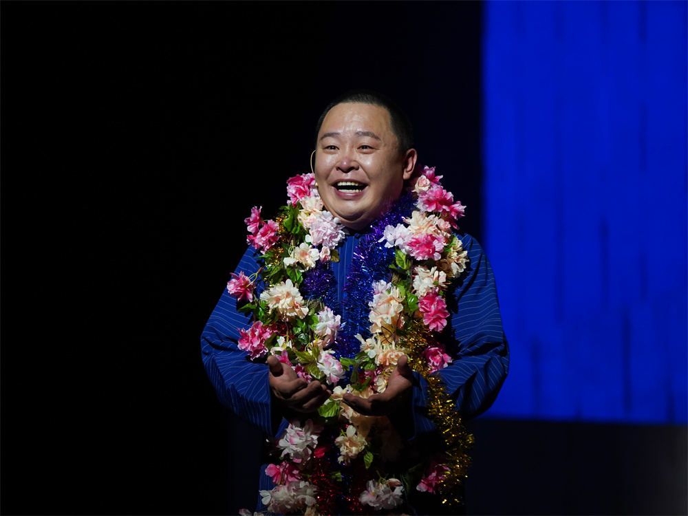 Yan Hexiang as Zhang Changfu