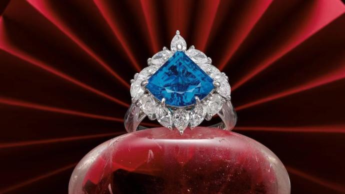 Paraiba tourmaline is booming, why is this blue tourmaline a gem upstart?