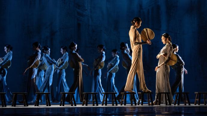 Zhu Jiejing's first stage show after "Sister Lang", the 401st "Radio Wave" landed in Shanghai