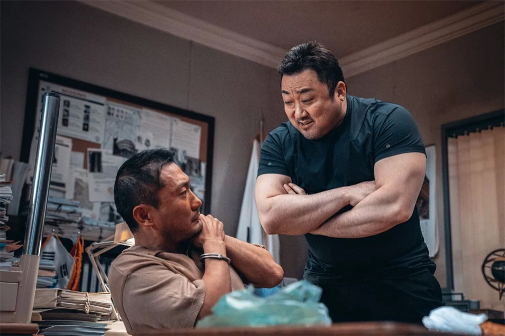 "Criminal City 2" stills