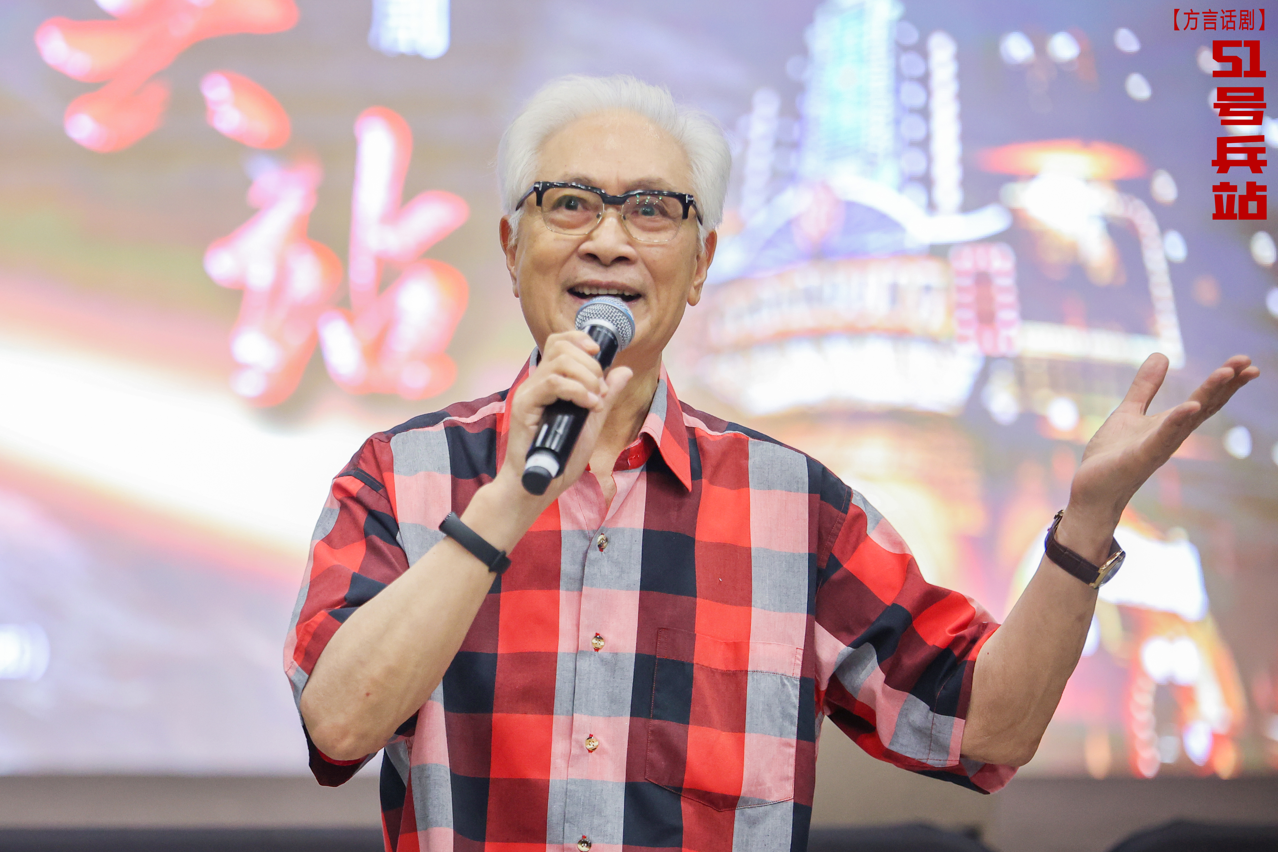 Famous film performance artist Liang Polo