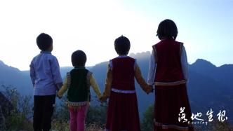Documentary film "Landing and Rooting": the real video archive of the four-year poverty alleviation of "straight across the village"