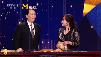 Video丨Tang Guoqiang and Liu Xiaoqing gathered on the same stage 45 years later to reminisce about the movie "Little Flower"