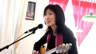 Taiwanese musician Zheng Huajuan, whose representative works include "Smart and Confused Heart" and "Too Wrongful", passed away.