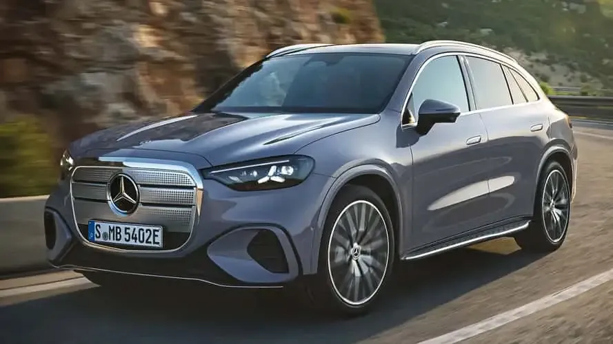 The largest Mercedes-Benz GLC ever made its global debut, with the domestically produced version to be lengthened and offer a six-seater configuration.