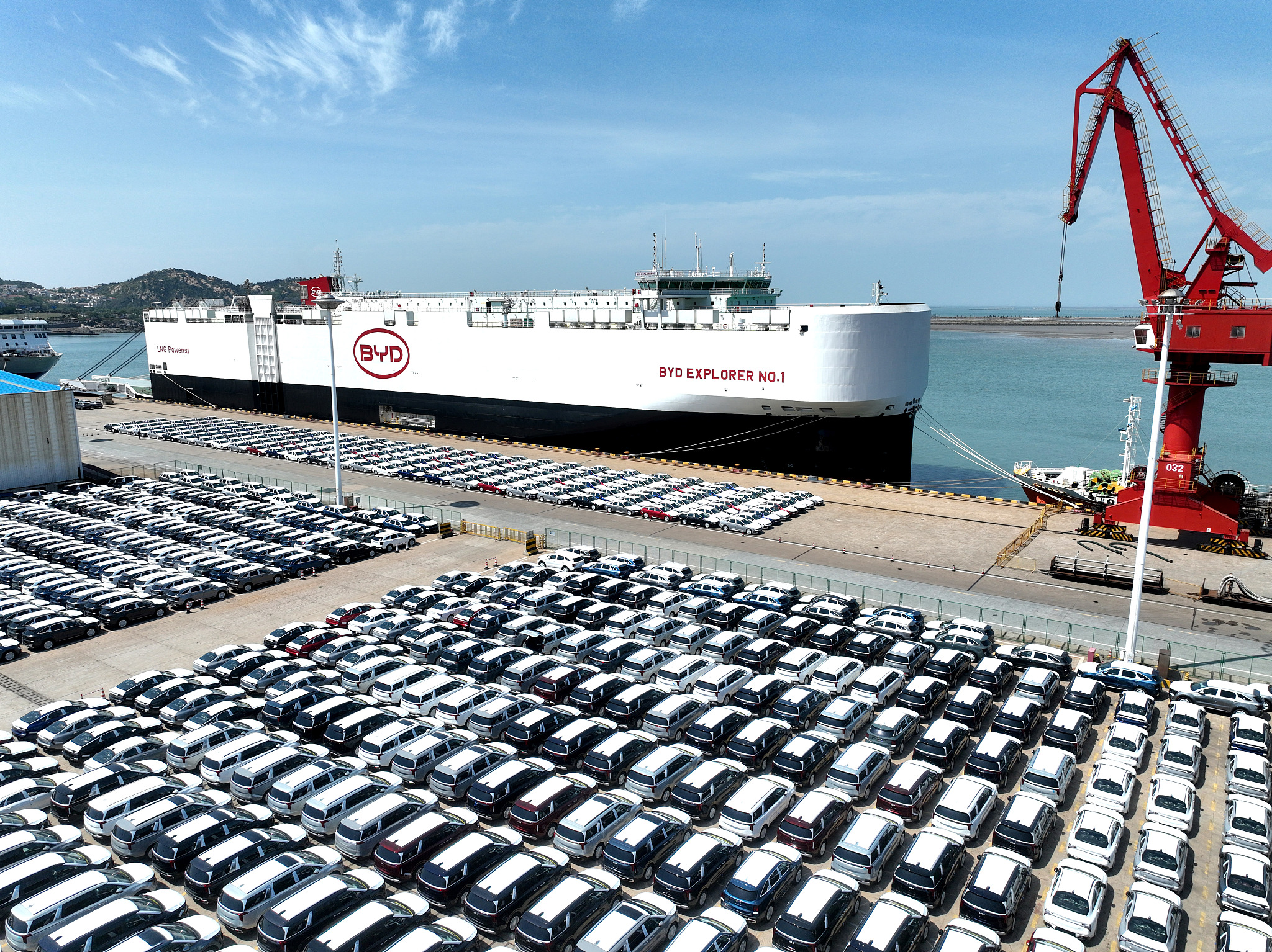 The European Commission insists on taxing electric vehicles from China, while SAIC responds that its sales in Europe this year will not be lower than last year's.