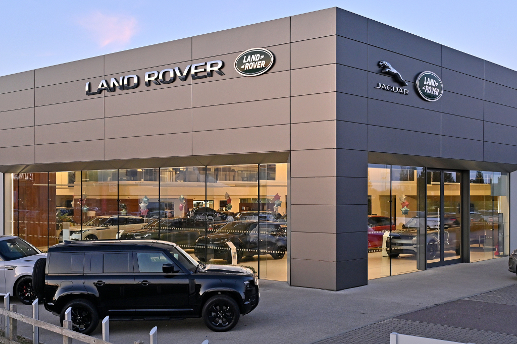 Jaguar Land Rover closes its latest financial year with global revenue of £29 billion