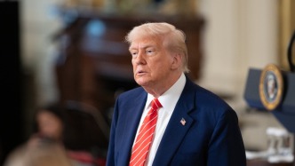 Trump announces 25% tariff on imported heavy trucks