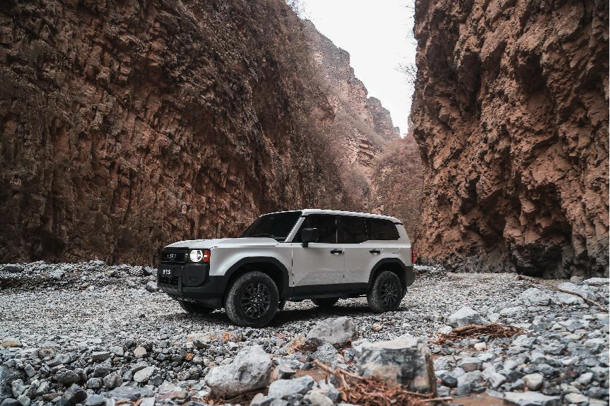 FAW Toyota Launches All-New Prado for City and Trail