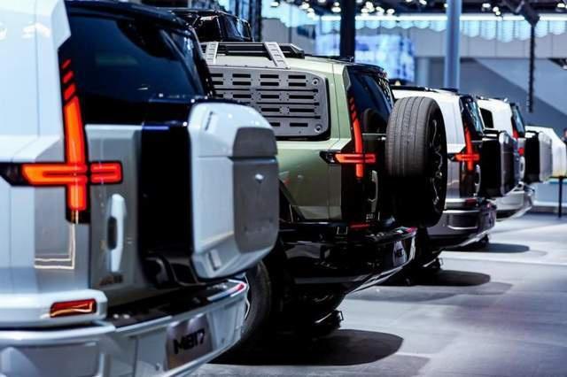 Mengshi M817 Advances Luxury Electric Off-Road Offering