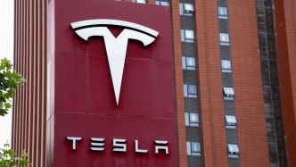 Tesla fell more than 7% at the opening! Trump threatens to investigate Musk's government subsidies