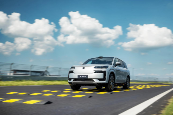 2026 Denza N9 Launches as Flagship Large Luxury SUV