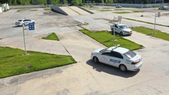 Two national standards have been revised and released, and new requirements have been imposed on motor vehicle driver training institutions and training grounds.