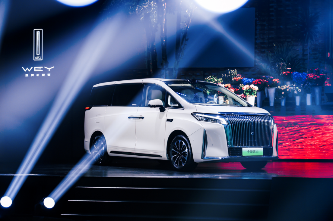Weipai Gaoshan 7 starts pre-sale, becoming a "mobile living room for the family"