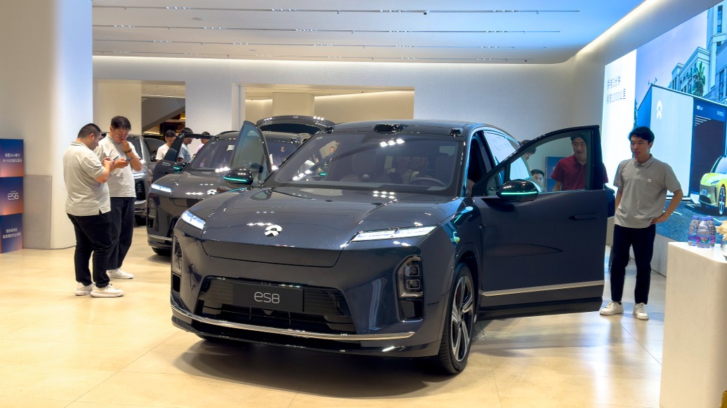 NIO Q2 revenue up 9% as Li Bin eyes 50,000 a month