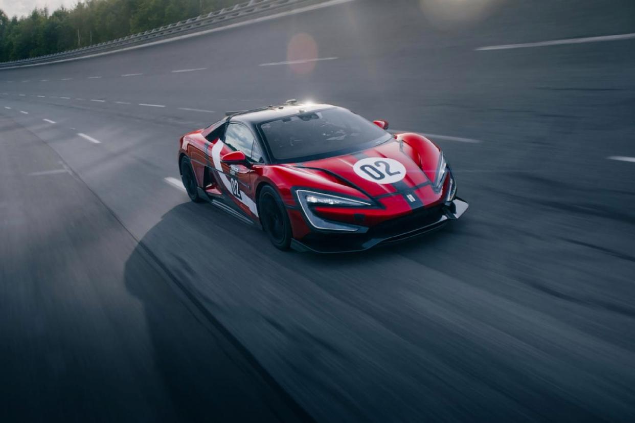 The world's fastest car has been refreshed to 496.22 kilometers per hour. The U9X is limited to 30 units.