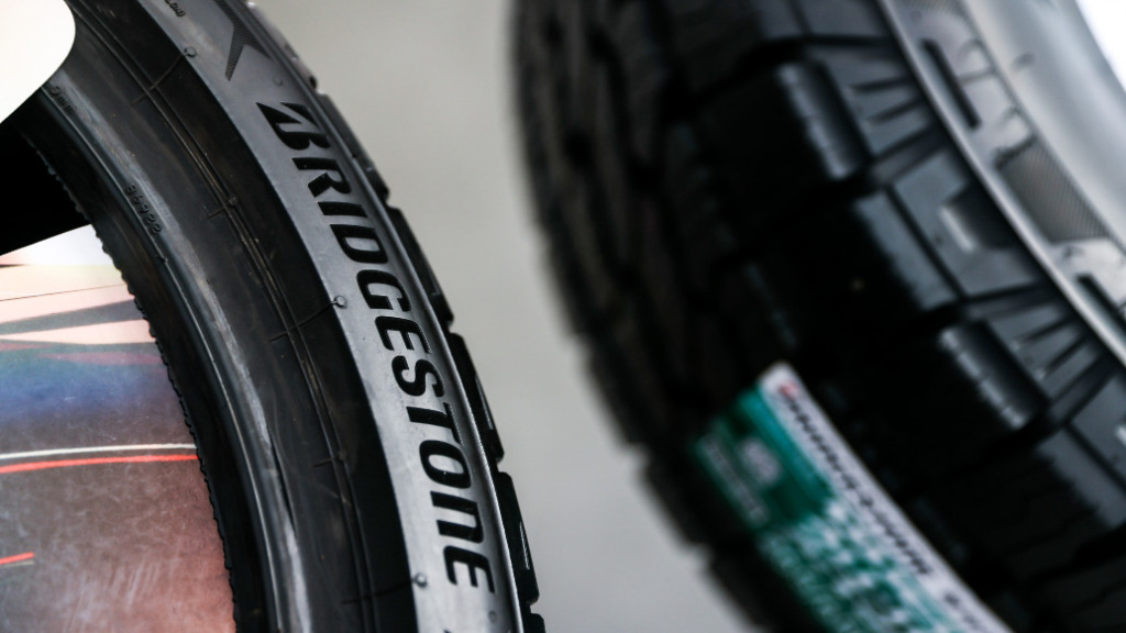 The smoke of the decisive battle for China's new energy vehicles has spread to the tire market