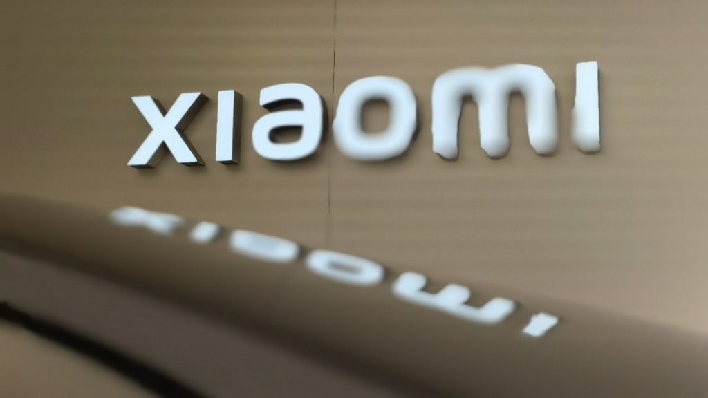 Lei Jun restricts comments on Weibo amid Xiaomi car return controversy