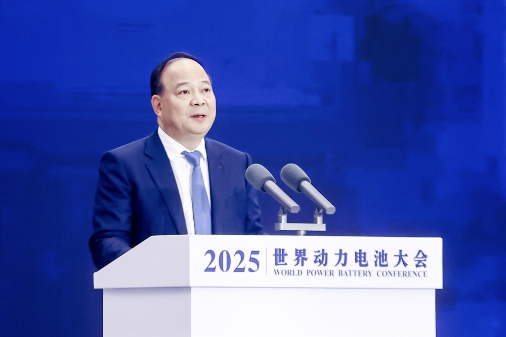 Zeng Yuqun: The new energy industry is at a new crossroads, and lithium battery companies can explore growth potential from four dimensions.