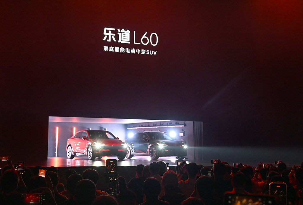 Chinese Carmakers Face Mission Beyond Model Y