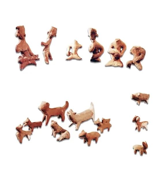 Pottery and sculpture unearthed from Tianmen Shijiahe site