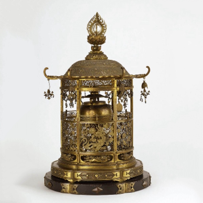 Gold and bronze openwork relic container, Kamakura-Northern and Southern Dynasties, Nara Nishidai-ji Temple, National Treasure of Japan