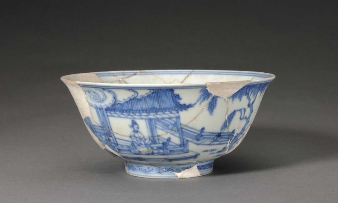 Chenghua, Ming Dynasty, Blue and White Courtyard Character Bowl Unearthed in 1987 by Imperial Kiln Zhushan, Jingdezhen Imperial Kiln Museum